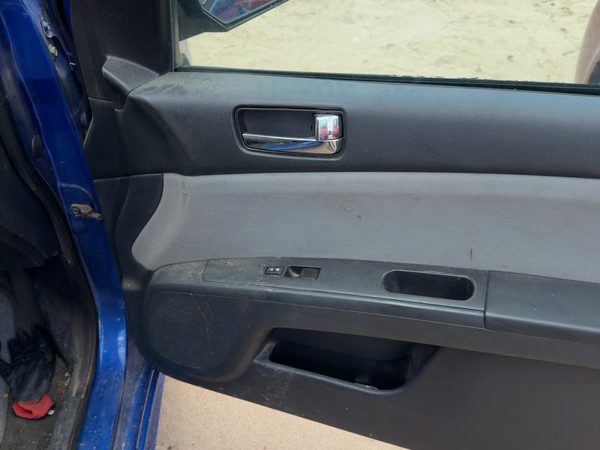 10-12 Sentra Passenger Right Front Door Trim Panel With Switches Charcoal X — photo 7