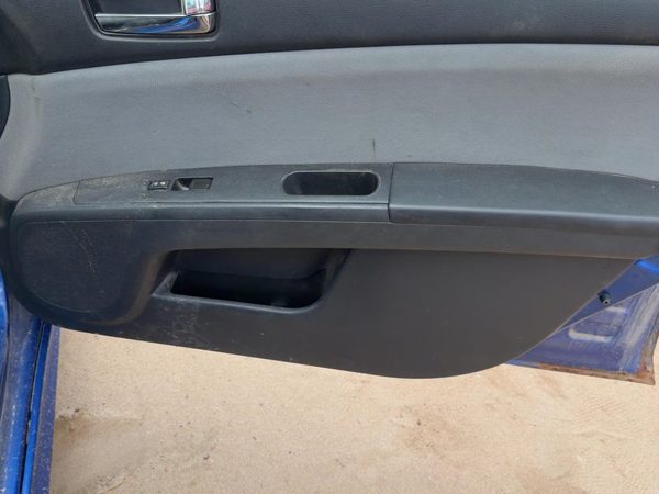10-12 Sentra Passenger Right Front Door Trim Panel With Switches Charcoal X — photo 9