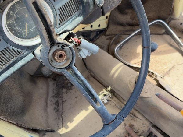 1971 Vw Super Beetle Steering Column Assembly Oem — photo 3