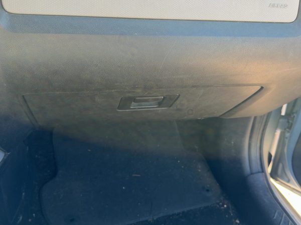 08-11 Mariner Glove Box Assembly Complete Door Latch Stone Front Graystone 89 — photo 3