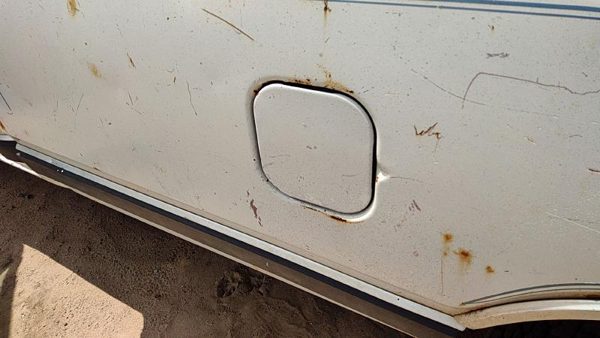 81-93 Dodge Ram W250 Fuel Tank Door With Hinge Gas Lid Oem Filler White — photo 1