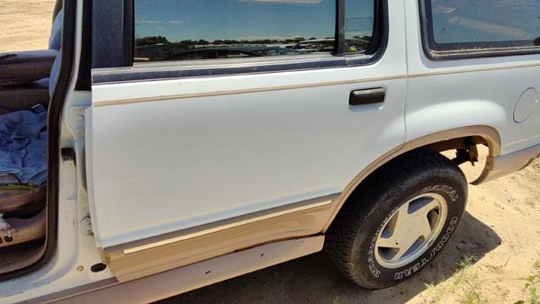 1993 Ford Explorer Rear Door LH White — photo 7
