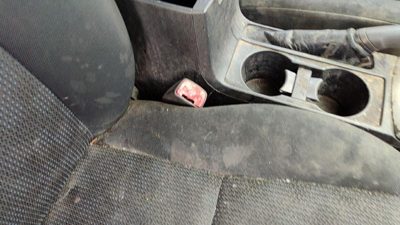 09-13 Toyota Corolla Passenger Right Front Seat Belt Buckle Receiver Charcoal 17