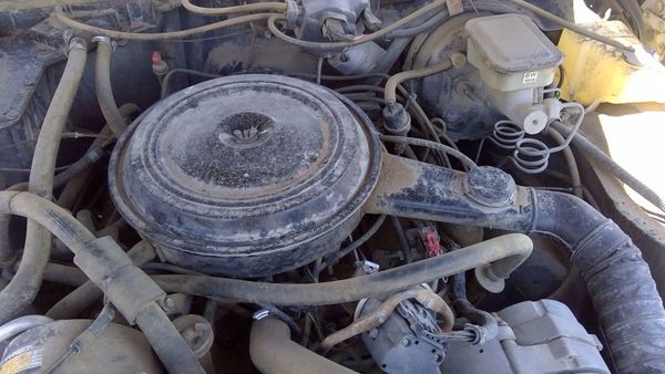 80-85 Olds 88 Complete Air Intake Assembly Filter Box Housing With Tube Oem 5.0L — photo 2