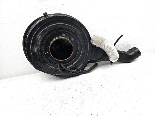 80-85 Olds 88 Complete Air Intake Assembly Filter Box Housing With Tube Oem 5.0L — photo 17