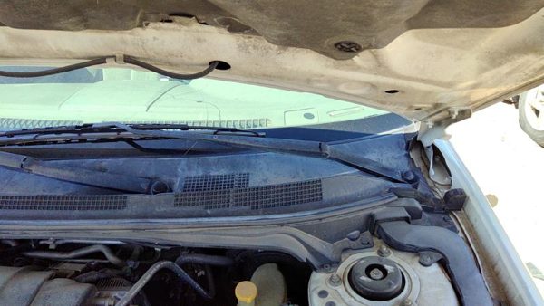 2002-2006 Nissan Altima Driver Left Windshield Wiper Arm Oem Blade Lever — photo 1