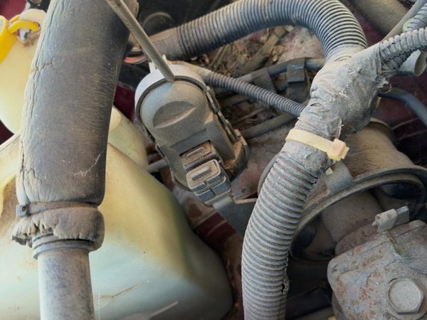 1996-2000 Chrysler Town & Country Washer Fluid Level Sensor 55155039 — photo 4