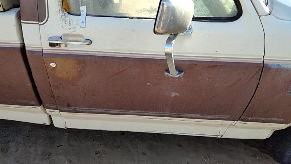 1990 Ford F150 Front Door RH White — photo 2