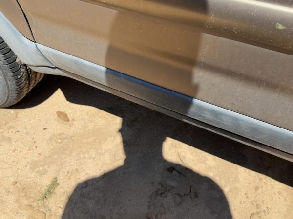 2005 Honda Crv Driver Left Front Moulding Lower From Door Oem — photo 6