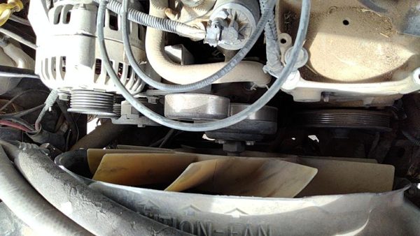 1996-2005 S10 Blazer Complete Cooling Fan Blade Assembly With Clutch Oem 4.3L — photo 1