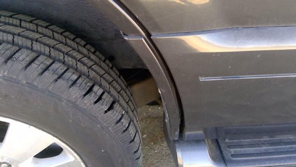 06-10 Mountaineer Passenger Right Rear Moulding On Quarter Panel Charcoal G5 — photo 7