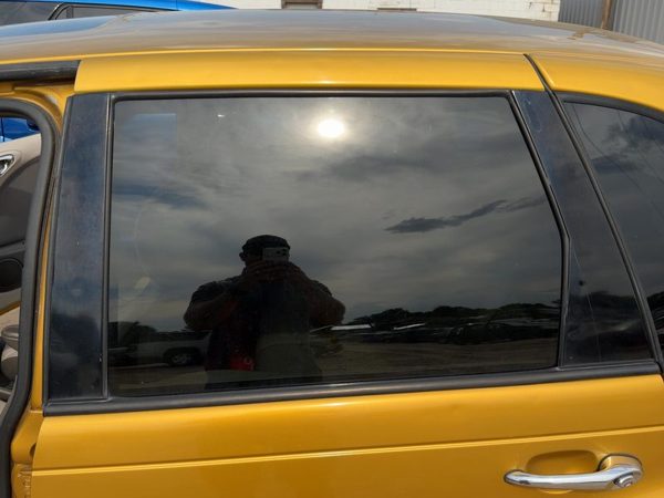 2001-2010 Chrysler Pt Cruiser Driver Left Rear Side Window Door Glass Oem Back — photo 2