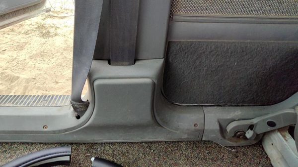 1992 Jeep Cherokee Passenger Right Lower Sill Step Moulding Trim Panel Oem Gray — photo 2