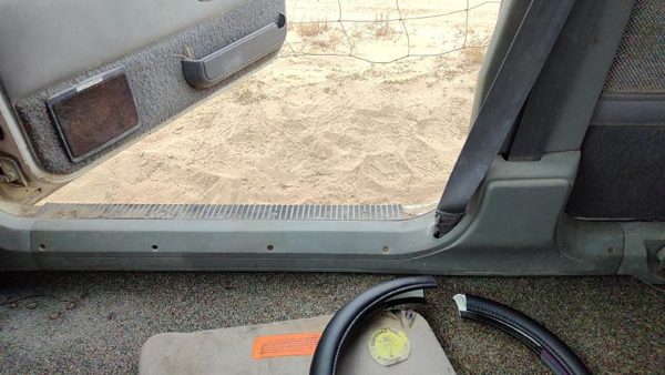 1992 Jeep Cherokee Passenger Right Lower Sill Step Moulding Trim Panel Oem Gray — photo 1