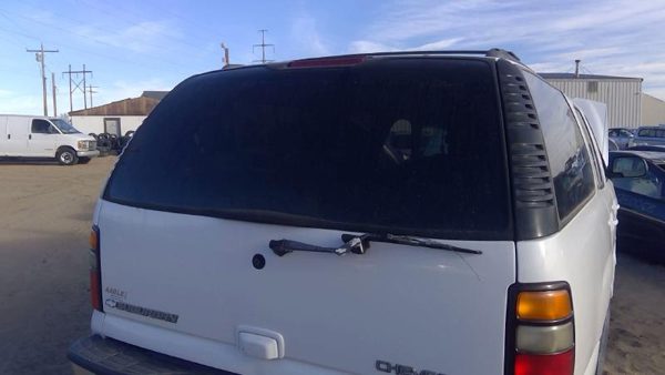 2005 Suburban 1500 Trunk/decklid/hatch/tailgate White 50U — photo 4