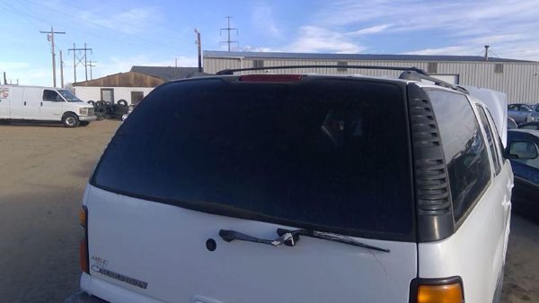 2005 Suburban 1500 Trunk/decklid/hatch/tailgate White 50U — photo 7
