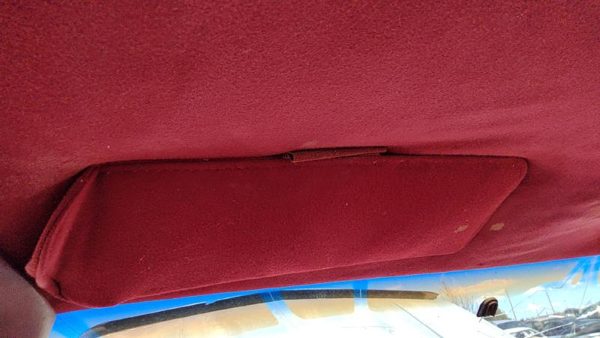 88-94 Gmc Sierra 2500 Driver Left Sun Visor Oem Red — photo 4