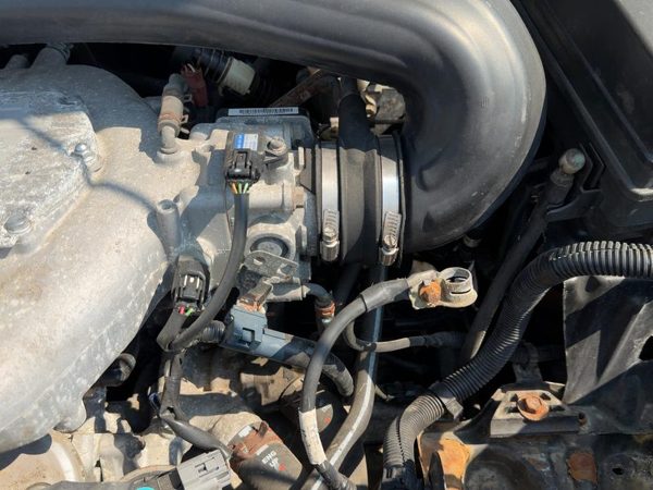 2004-2007 Saturn Vue Redline Throttle Body Valve Oem With Sensors 3.5L 12581971 — photo 1