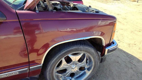1999 GMC Yukon Fender RH Maroon — photo 5