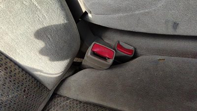 2003-2007 Silverado 1500 Passenger Right Front Seat Belt Buckle Receiver 52D Tan