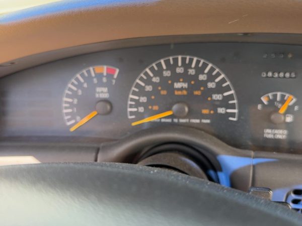 97-99 Bonneville Speedometer Cluster Instrument Gauges Panel Dash Floor Console — photo 7