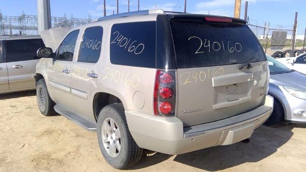2007 GMC Yukon — vehicle photo 5