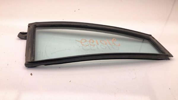 77-79 Lesabre Passenger Right Rear Vent Window Small Back Door Glass With Frame — photo 12