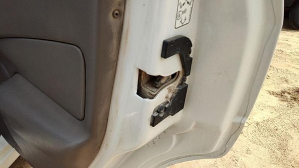 00-07 Focus Station Wagon Passenger Right Rear Door Latch With Rods/Cables Back — photo 3
