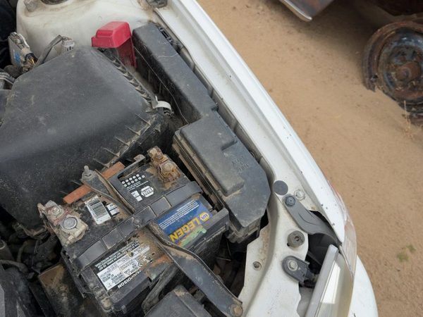2000-2001 Toyota Camry Engine Fuse Box Power Distribution Panel Oem 3.0L — photo 2