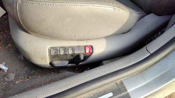 01-05 Vw Passat Driver Left Side Power Seat Switch With Trim Panel Oem Gray — photo 3