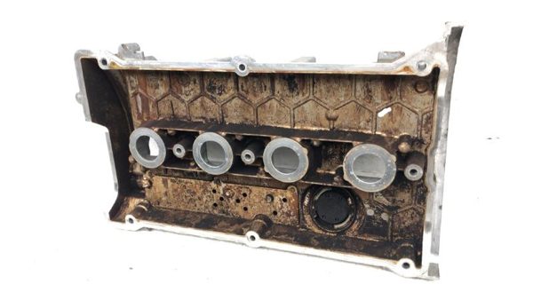 2000-2001 Vw Jetta Valve Cover Oem 1.8L 6A103469B — photo 11