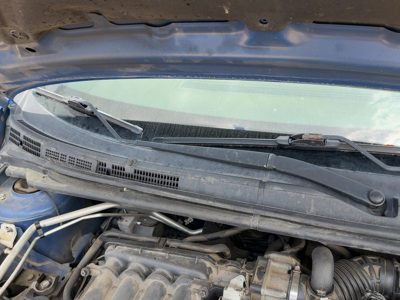 2007-2012 Nissan Sentra Passenger Right Windshield Wiper Arm Oem Blade Lever
