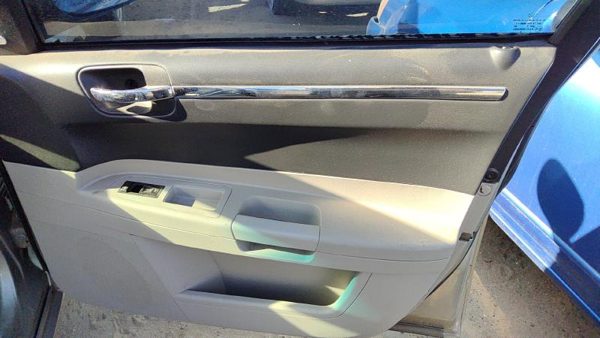 05-07 Chrysler 300 Passenger Right Front Door Trim Panel With Switches Gray D1 — photo 2