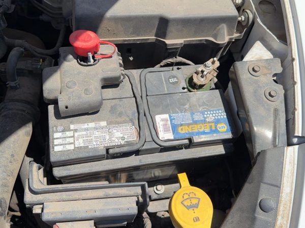 2013-2016 Dodge Dart Complete Battery Box Mount Tray With Hold Down Oem — photo 1