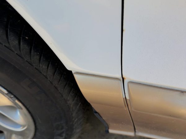 1995-1998 Mercury Villager Driver Left Moulding From Fender Oem Trim Strip — photo 1