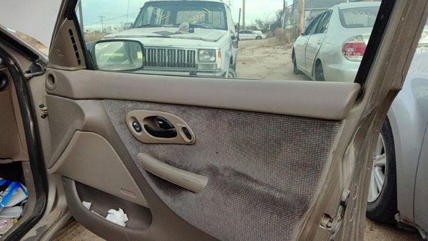 95-97 Ford Contour Passenger Right Front Door Trim Panel With Switches Ul Tan — photo 3