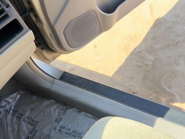 01-06 Elantra Passenger Right Lower Sill Step Moulding Trim Panel Oem Gray Ze — photo 1