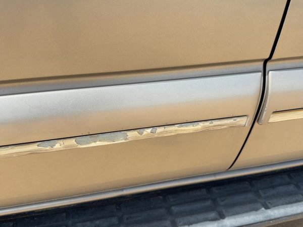 00-04 Suburban Passenger Rear Moulding From Door Back Trim Strip Pewter 11U — photo 5