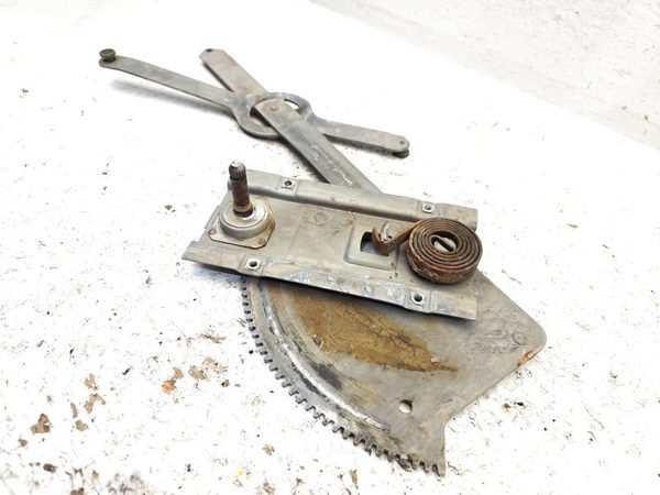 1973 Chevy C10 Passenger Right Window Regulator Oem 6270870 — photo 4