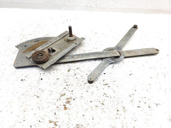 1973 Chevy C10 Passenger Right Window Regulator Oem 6270870 — photo 6