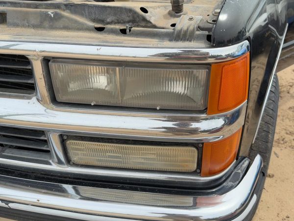 1990-1999 Chevy Silverado 1500 Driver Left Head Light Oem Front Lamp 15602613 — photo 1