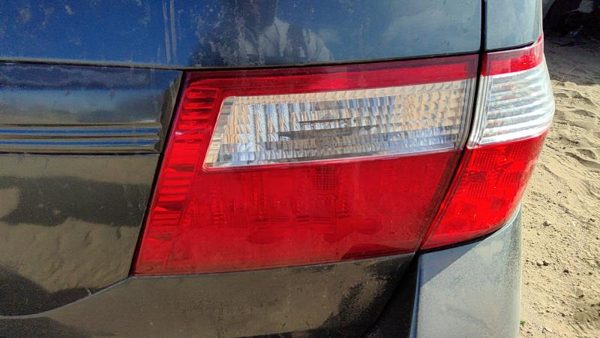 2005-2007 Honda Odyssey Passenger Right Inner Tail Light Brake Lamp Oem Rear — photo 4