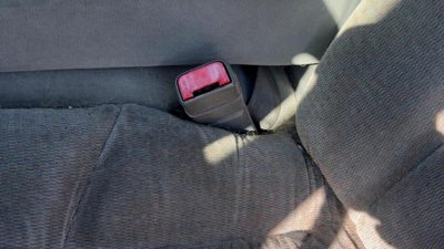 2002-2005 Buick Century Driver Left Front Seat Belt Buckle Receiver Oem Gray 93B
