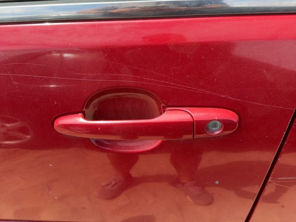 07-16 Chevy Impala Driver Left Front Outside Door Handle Oem Precision Red 27U — photo 2