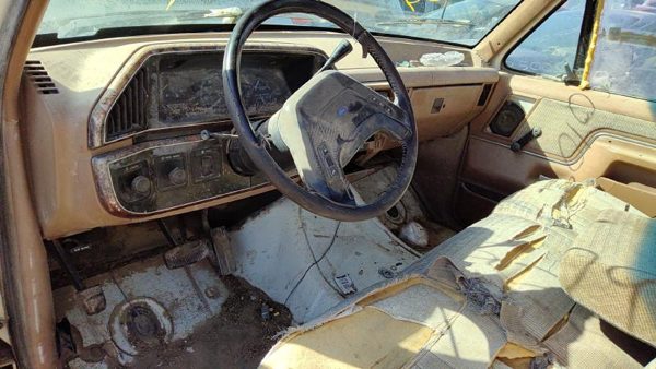 1990 Ford F150 Power Brake Booster — photo 3