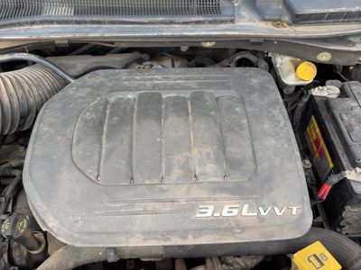 2011-2016 Chrysler Town & Country Engine Cover Top Plastic Shield Oem 3.6L