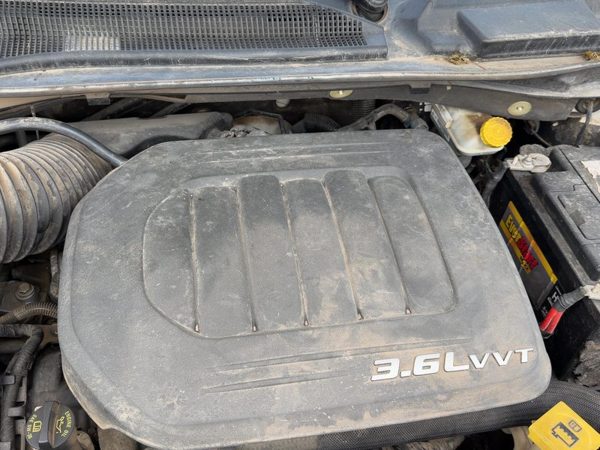 2011-2016 Chrysler Town & Country Engine Cover Top Plastic Shield Oem 3.6L — photo 6