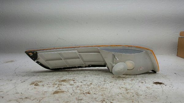 1992 Grandm Fog/mark/park/turn Light/lamp LH Driver Corner/park Light Side — photo 3