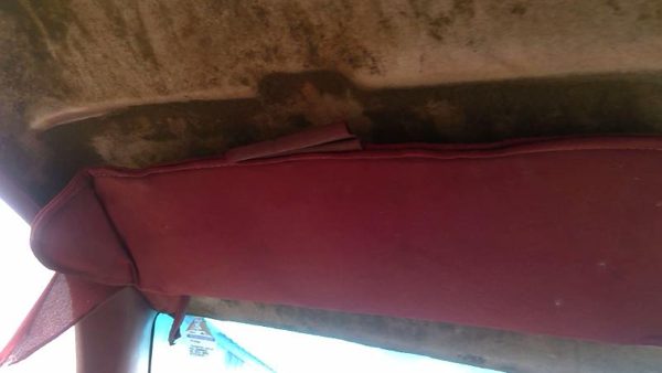 1988-1991 Gmc Sierra 2500 Driver Left Sun Visor Oem Red — photo 2