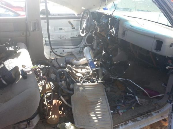 2004 Chevrolet Silverado 2500 HD Misc. Engine Part 399.GM8N04 Positive Battery — photo 3